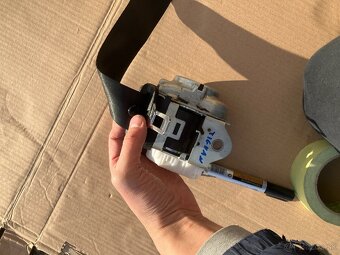 VW TIGUAN II 5NA zadni pasy 15-20 pravy levy - 8