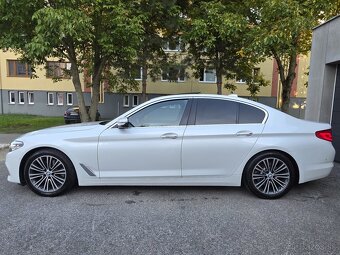 BMW 520d 1.Majiteľ A/T Harman/KARDON KAMERA FULL LED 190PS - 8