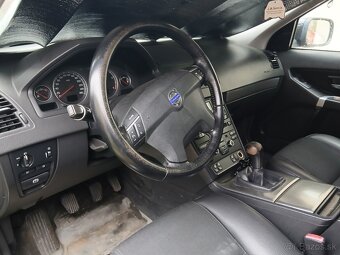 Volvo XC90 - 8
