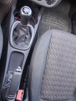 Opel corsa 1.2,63 kw,4- valec ,2013,Kúpené v SR, 153000 km. - 8