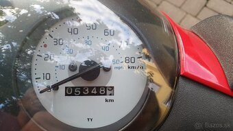 Skúter Piaggio ZIP 50 4T - 8