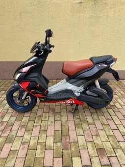 Aprilia sr50 - 8