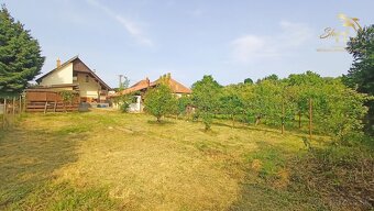 REZERVOVANÉ Rodinný dom s potenciálom neďaleko Zlatých Mora - 8