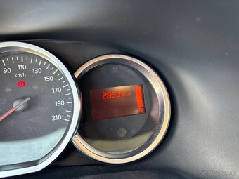 predám dacia sandero stepway lift 66kw,0,9 - 8