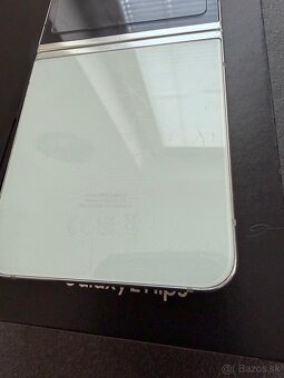 Samsung ZFlip 5 256Gb Mint - 8