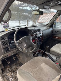 Nissan Patrol GR Y61 2.8 - 8