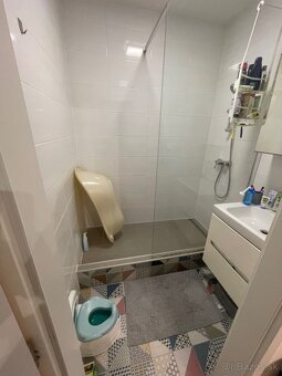 Predaj, trojizbový byt Zvolen, 3,5 izbový byt, Zlatý potok - 8