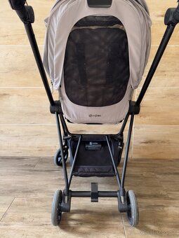 Cybex Mios 2.0 - 8