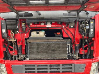 Volvo FH 12 Euro 3 - 8