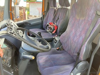 Mercedes Atego 4x4 1828 vyklápač s HR - 8