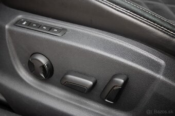 Škoda Octavia 2.0 TSI 245k RS - 8