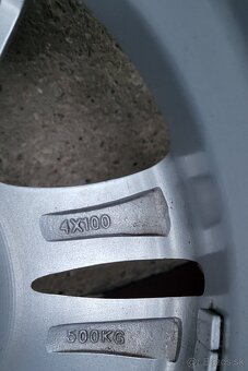 Predám alu disky 4x100 R14+ pneu - 8