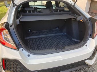HONDA CIVIC - 8