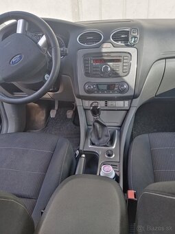 Ford Focus - 8