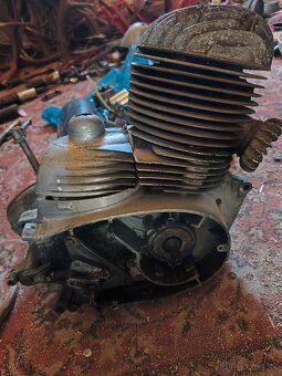 Jawa 250 perák - 8
