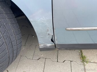 VW PASSAT 1.9 TDI 77KW SEDAN - 8