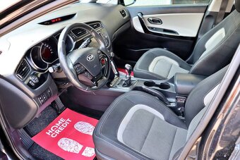 Kia Cee´d 1.6 CRDi EX/Gold - 8