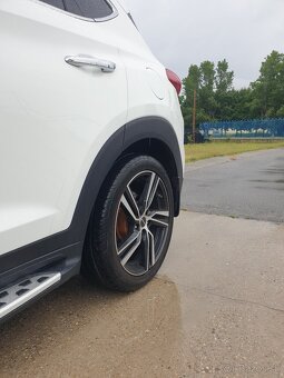 Hyundai - 8