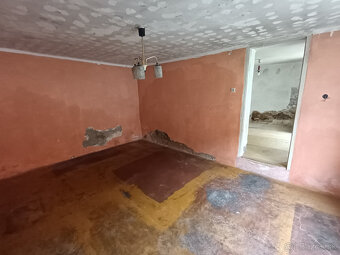 Dom s 2 izbami, vhodný na rekonštrukciu 20min. z Košíc, Gönc - 8