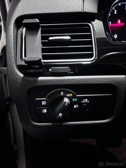 Volkswagen Touareg 3.0 TDI V6/TOP STAV - 8