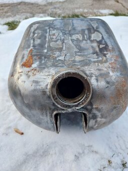 nádrž Jawa 555 - 550 - 8