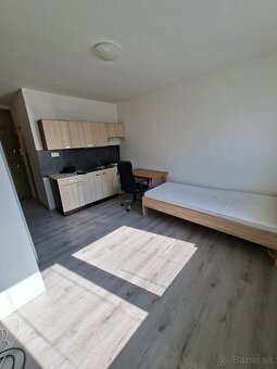 Garsónka v obci Nedašovce - 8
