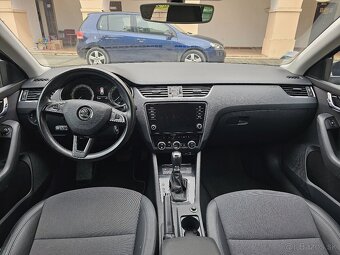 Škoda Octavia Combi 2.0 TDI DSG 4x4 STYLE ACC Kamera R18 - 8