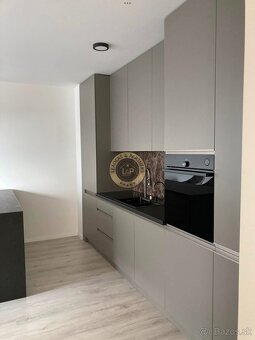 Úplne nový 3-izbový byt Ovocné sady - 8