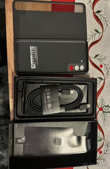 Samsung Galaxy S21+ - 8