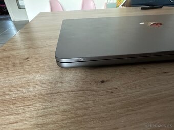 Macbook Air 15 M2 8/256 - 8