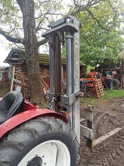 Veža zdviž za traktor trojbod - 8