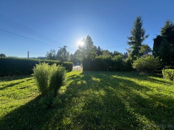 Stavebná parcela s chatkou- Veličná 884m2 - 8
