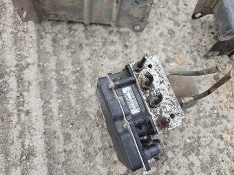 Predok a chladicé Mercedes A W169 - 8