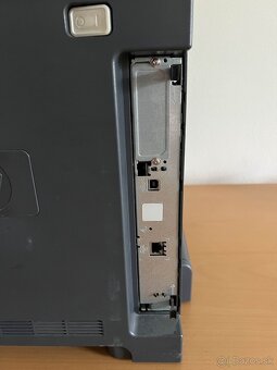 Tlačiareň HP Color LaserJet 3000dtn - 8