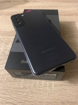 Samsung Galaxy S21 5G / 8GB/128GB Black Pekny stav - 8