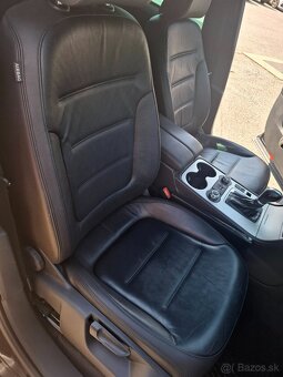 Volkswagen Touareg - 8