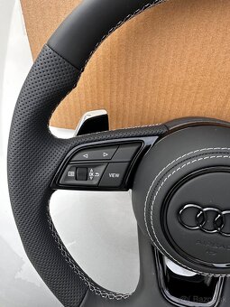 Audi skoseny excluzive volant s airbagom a F1 padlami - 8