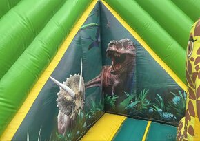 Znova v ponuke Dino nafukovacie kombo - 8