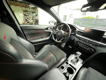 KIA Pro_cee’d 1.6 T-GDi GT A/T - 8