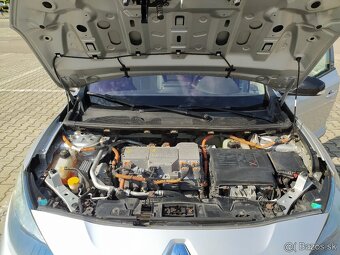 Elektromobil Renault Fluence Z.E. r.v.2012, dojazd 50km - 8