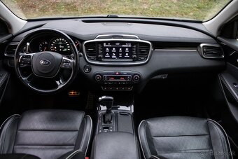 Kia Sorento 2.2 CRDi GT-Line A/T - 8