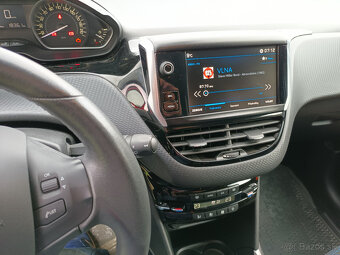 Peugeot 2008 1.2 Puretech - 8