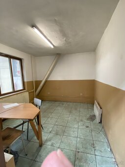 Skladovacia a výrobná hala 764 m2 pri diaľničnom privádzači - 8