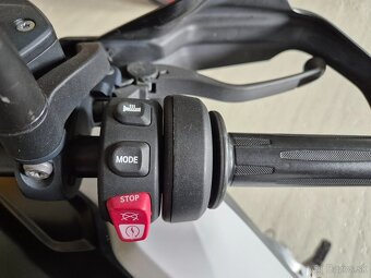 BMW F750GS - 8