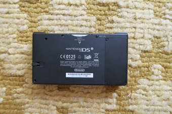 Nintendo DSi - 8