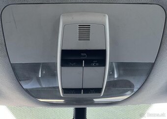 Mercedes-Benz Třídy A A 160 1.5i AVANTGARDE AUTOMAT benzín - 8
