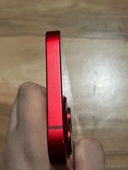 Predám Apple iPhone 13 128GB RED Minimálne Známky - 8