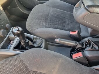 Opel Astra 1,8 125koní - 8