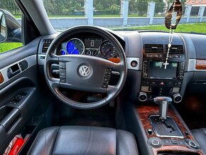Volkswagen Touareg 3.0 TDI - 8