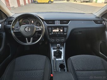 Škoda Octavia Combi 1.6 TDI M5 Style Navi DVD R17 LED - 8